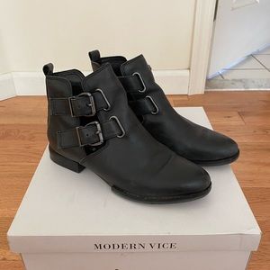 Modern Vice Black Leather Boots